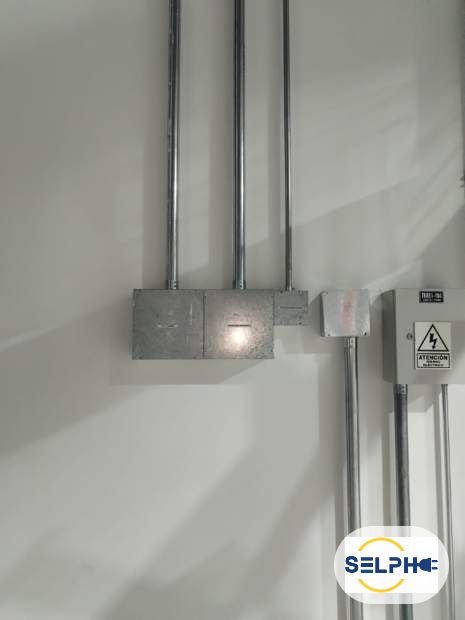 Tubería conduit y cajas de pase